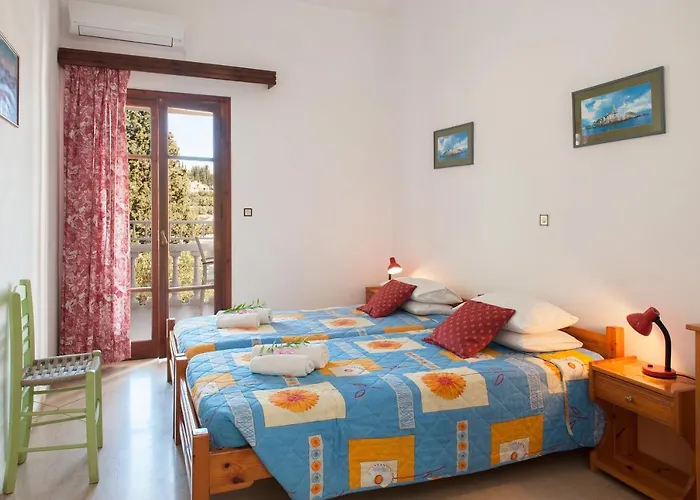 Elena Aparthotel Kalámi